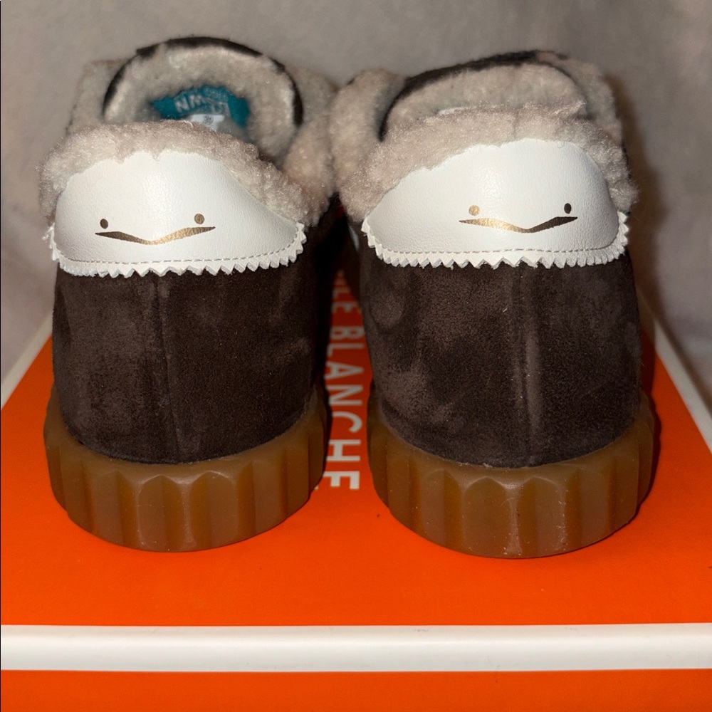 NWT VOILE BLANCHE Ines Fringe Sneakers in Dark Brown - Picture 10 of 15